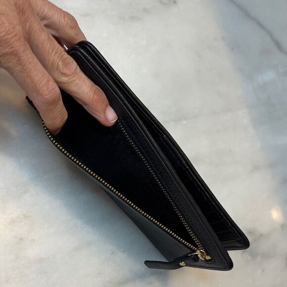 Kate Spade Pebbled Leather Full Sized Snap Closure Slim Wallet - Picture 7 of 16